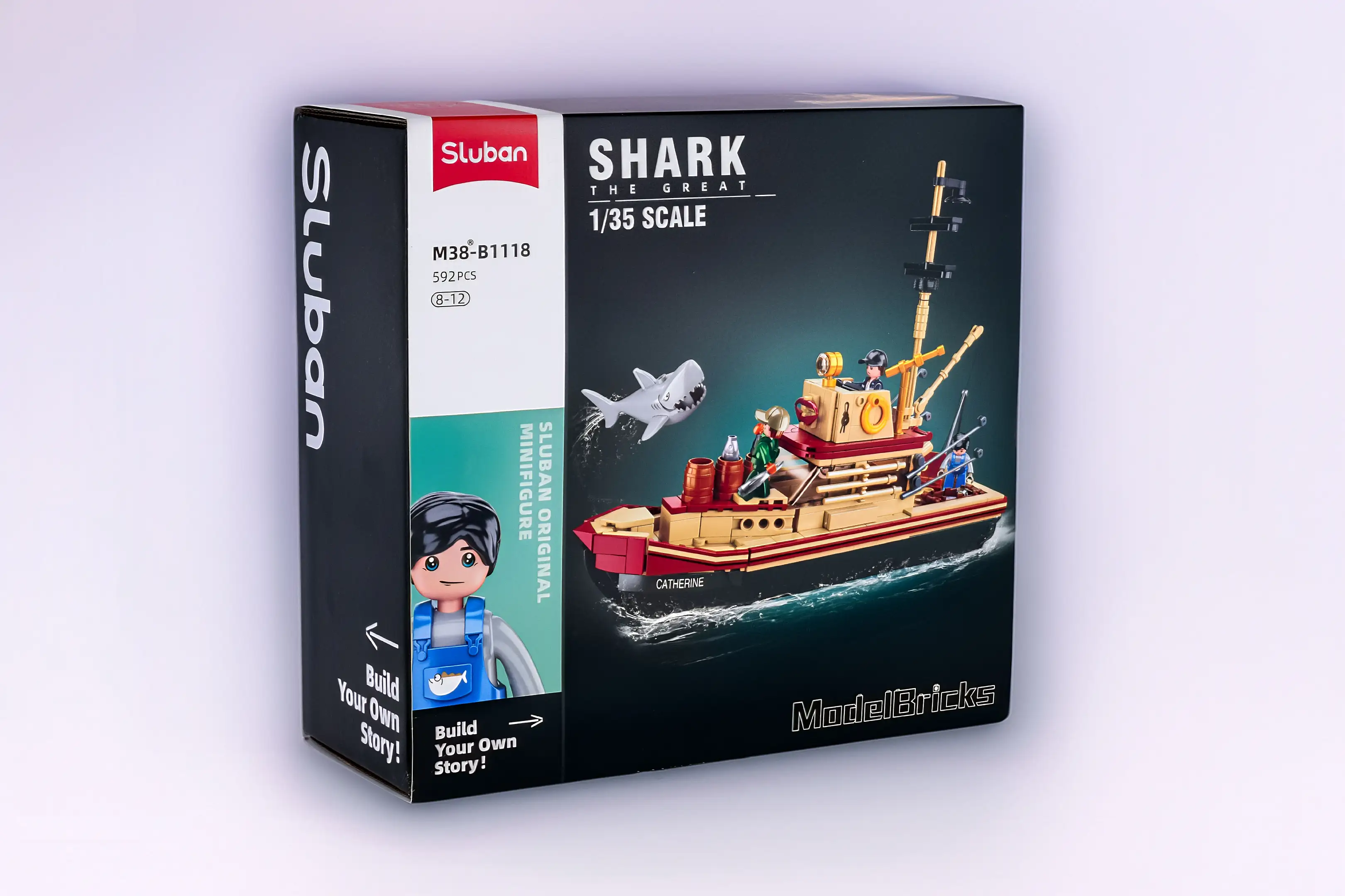سفينة القرش العظيمة – طقم تركيب 592 قطعة (Sluban M38-B1118)