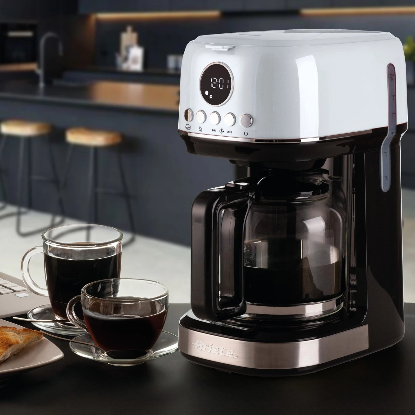 ماكينة قهوة أميريكان 12 كوب من Ariete Moderna - أبيض